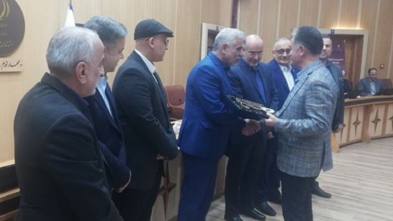 همایش حمایت از حقوق مصرف کنندگان در رشت