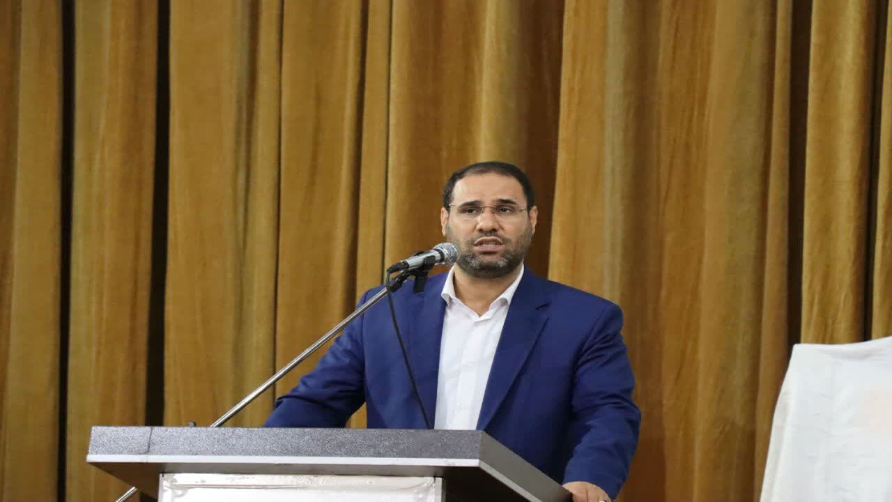 دانش‌آموزان با روحیه بسیجی واقعی تربیت شوند