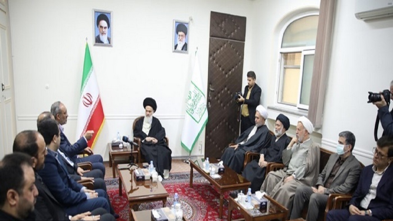 بخشی از مشکلات جامعه به خاطر ضعف در نظارت است