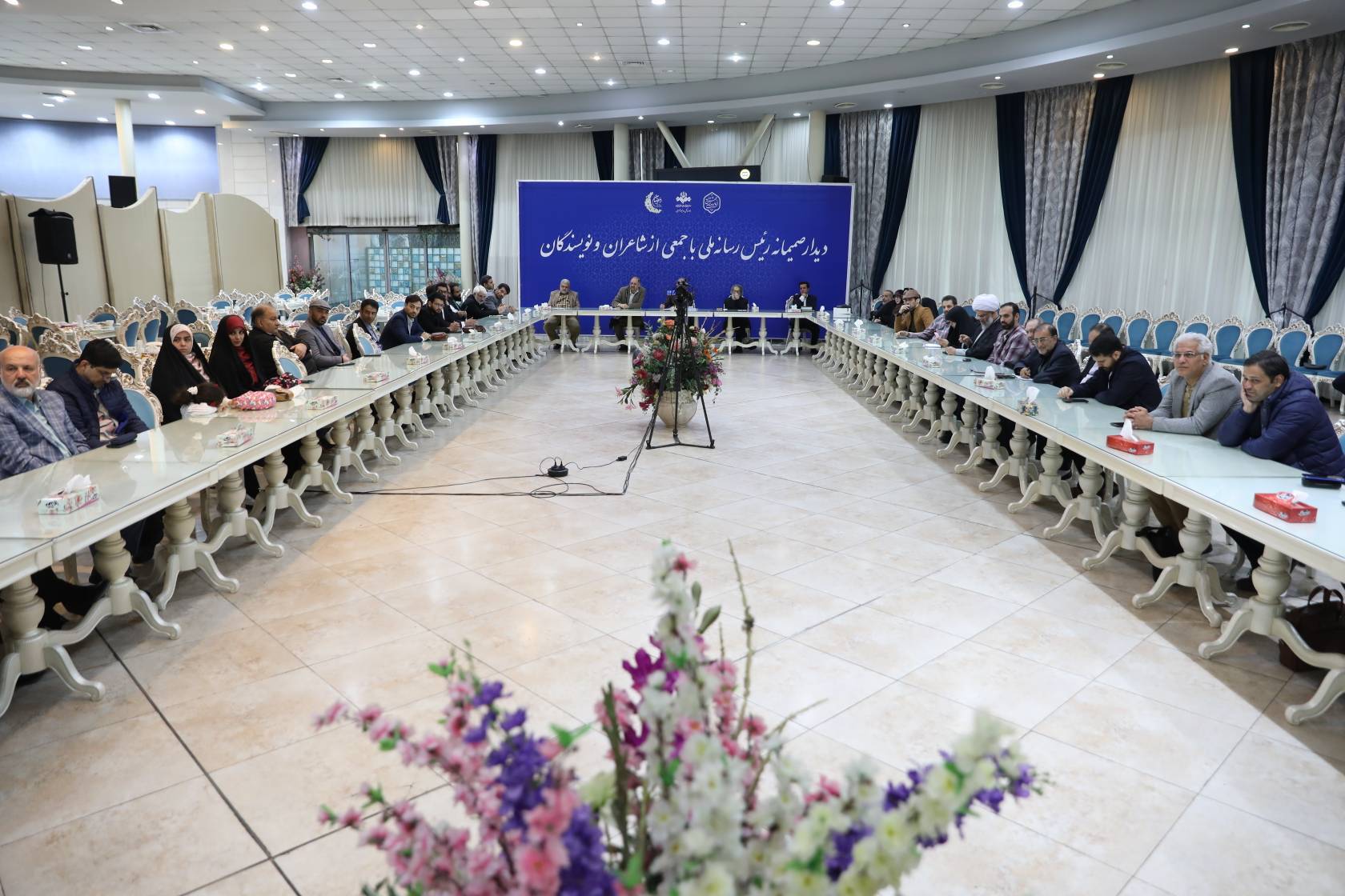 دیدار شاعران با جبلی