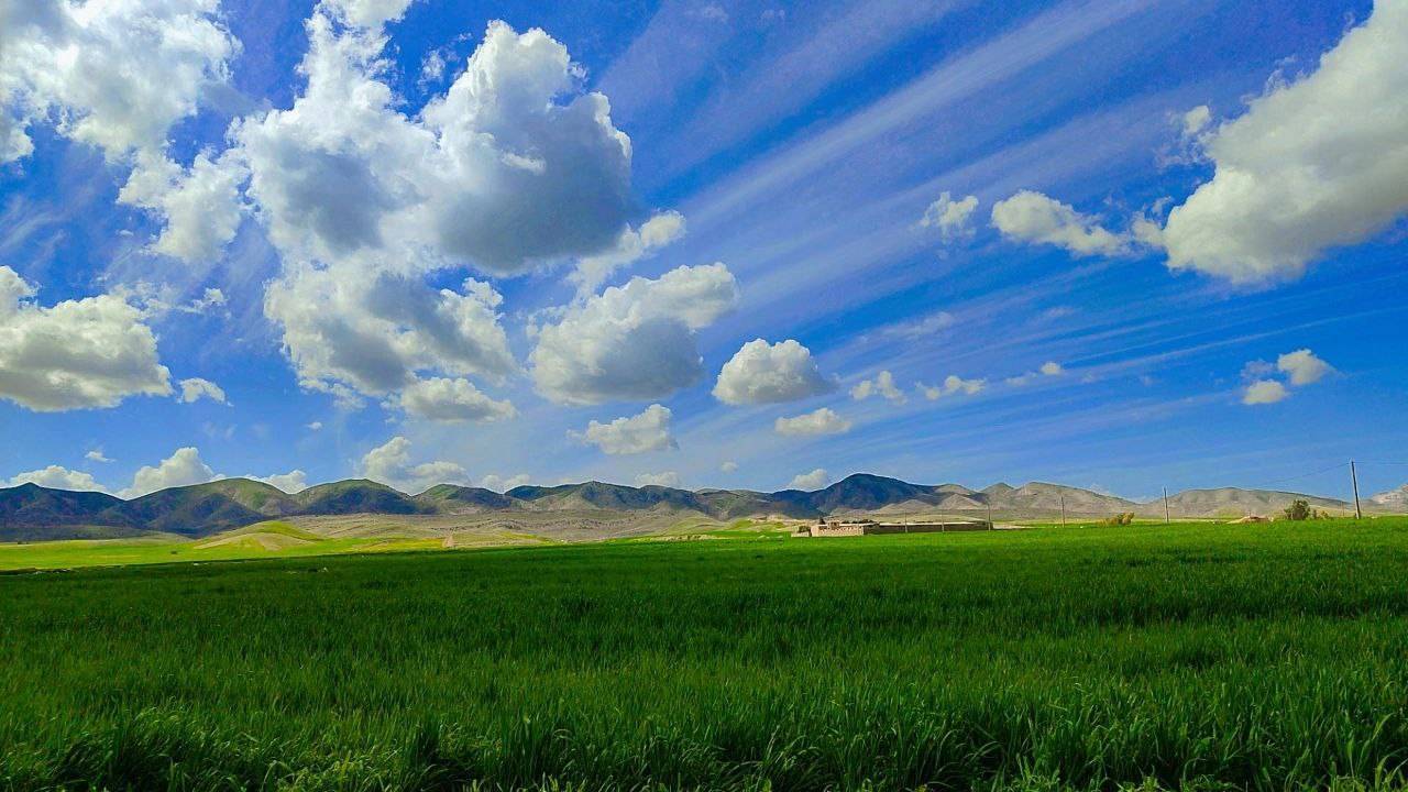 آسمان نیمه ابری