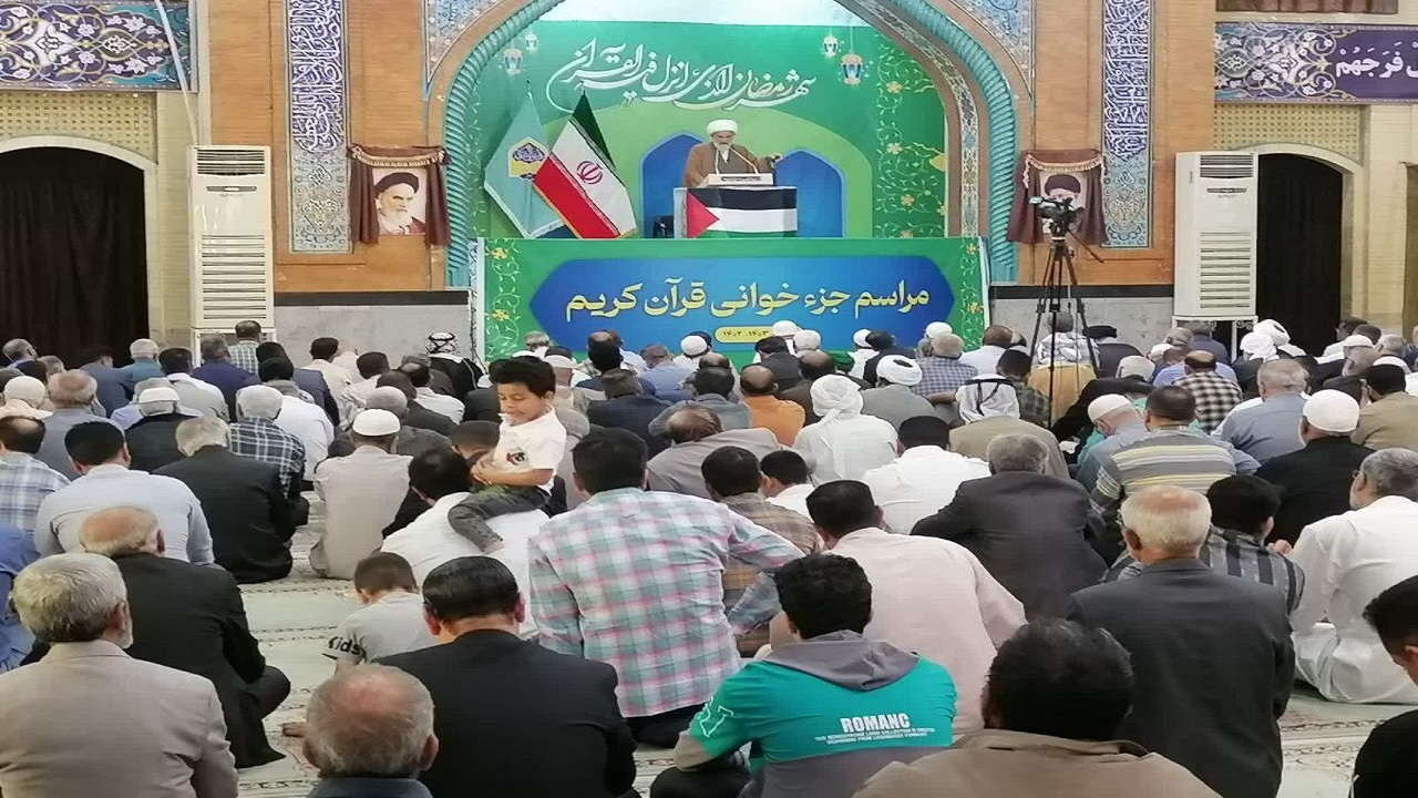 مسئولان حکومتی مراقب خطر لغزش از مسیر علوی باشند