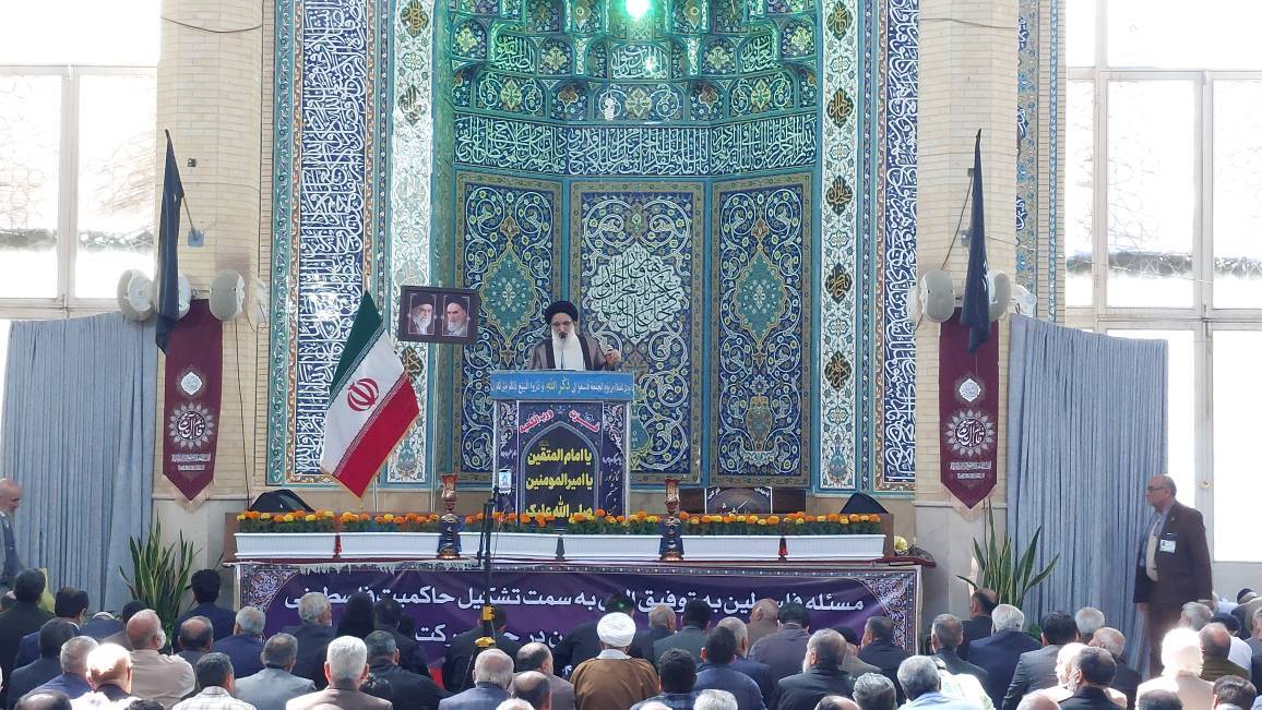 انقلاب اسلامی ایران آغاز حرکت جهان به سوی ظهور حجت است