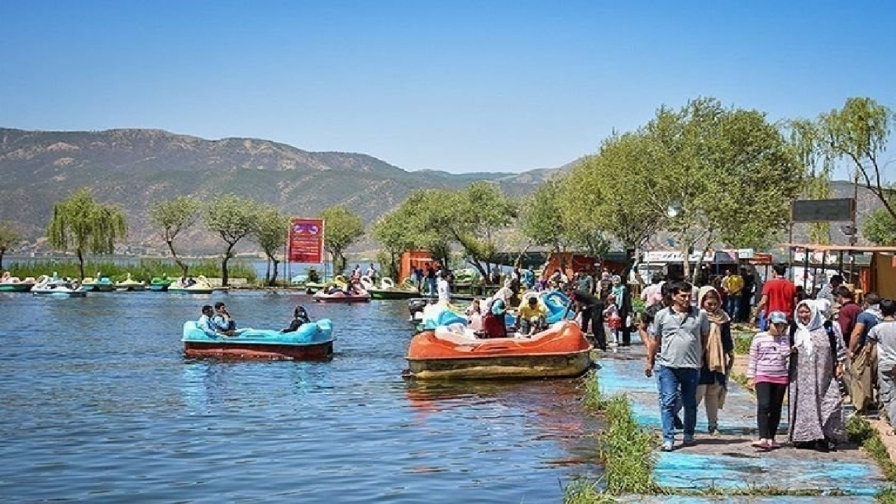 ورود بیش از ۴۱۹ هزار مسافر به مریوان