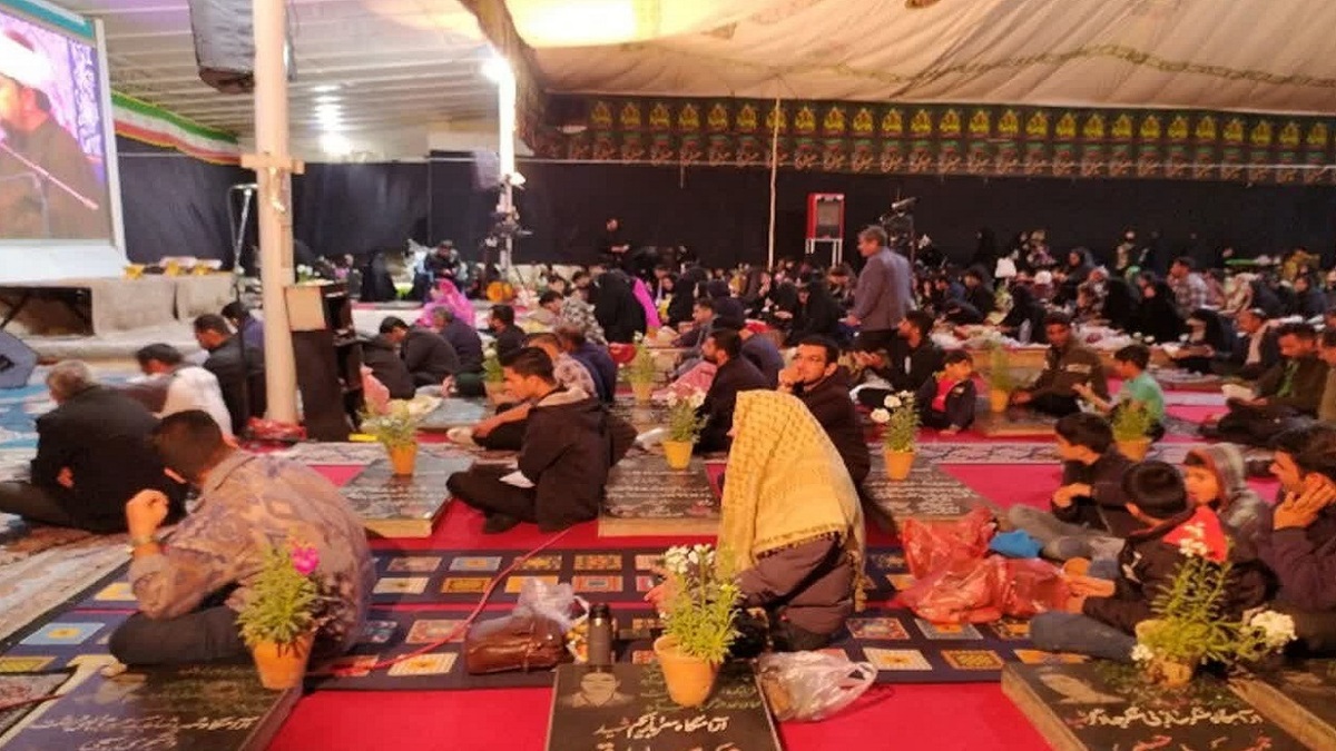 نخستین شب قدر در گلزار شهدای کرمان+ تصاویر