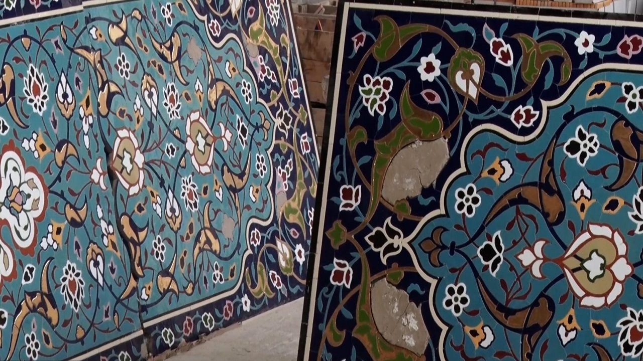 نصب هنردست هنرمندان اصفهانی درحرم امام حسین (ع)