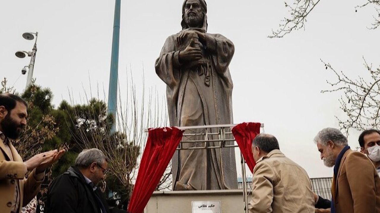 رونمایی از مجسمه سه تن از مفاخر ایران در سال ۱۴۰۳