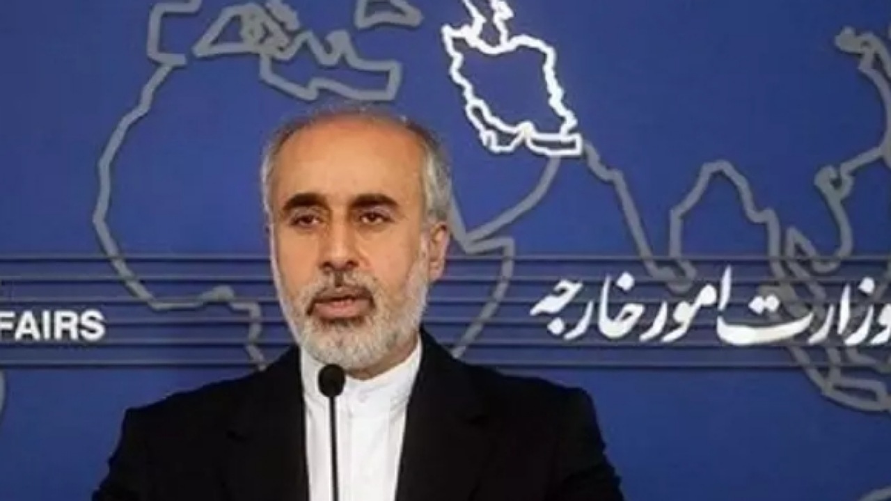 عزم مشترک ملت برای اهتزاز پرچم ایران