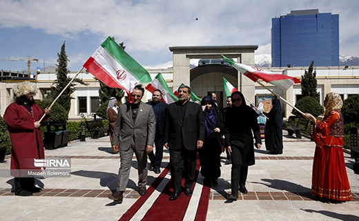 برگزاری مراسم بزرگترین پرچم جمهوری اسلامی