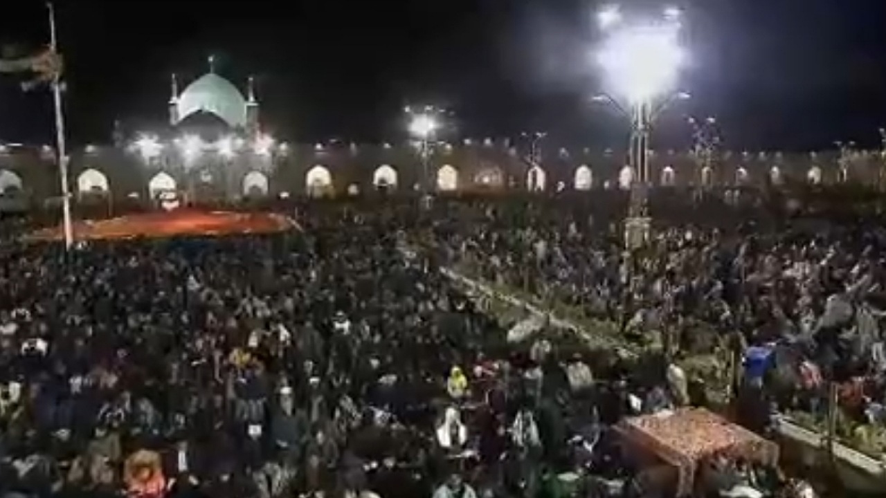 بزرگترین اجتماع شب قدر در حرم مطهر رضوی + فیلم