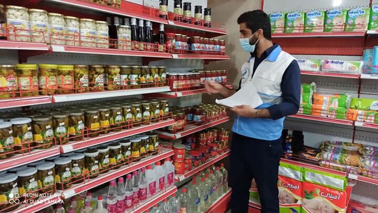 جمع آوری ۵۰۵ کیلو گرم موادغذایی فاسد در کرمان