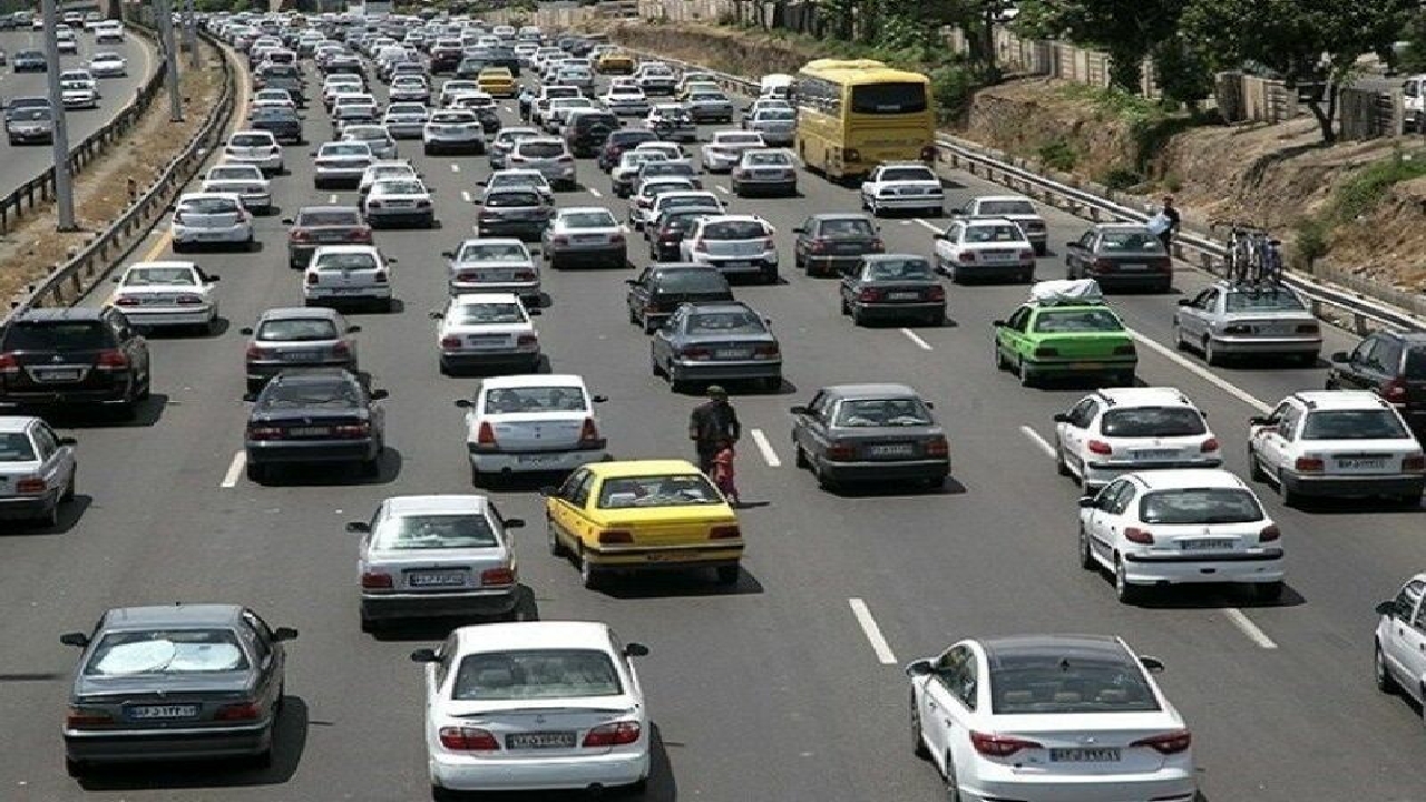افزایش ۱۳ درصدی تردد خودرو‌ها در قزوین نسبت به سال گذشته