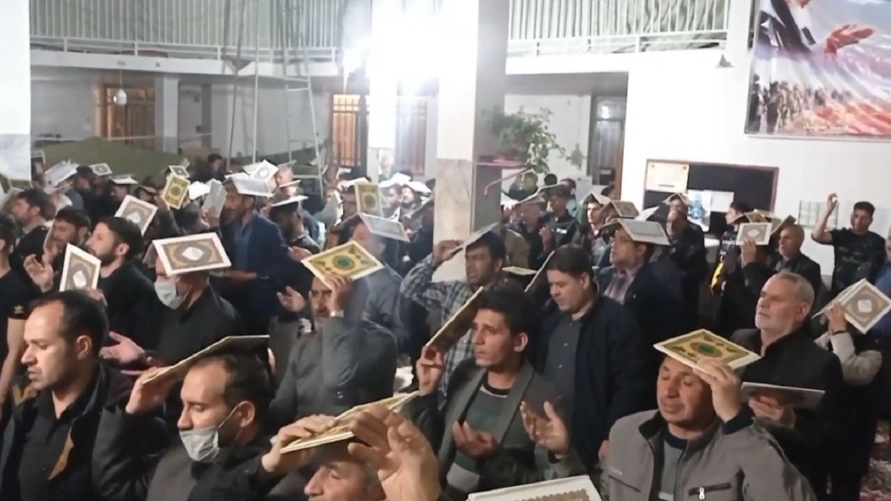 مراسم احیا شب بیست و یکم ماه رمضان در روستای طرسک + فیلم