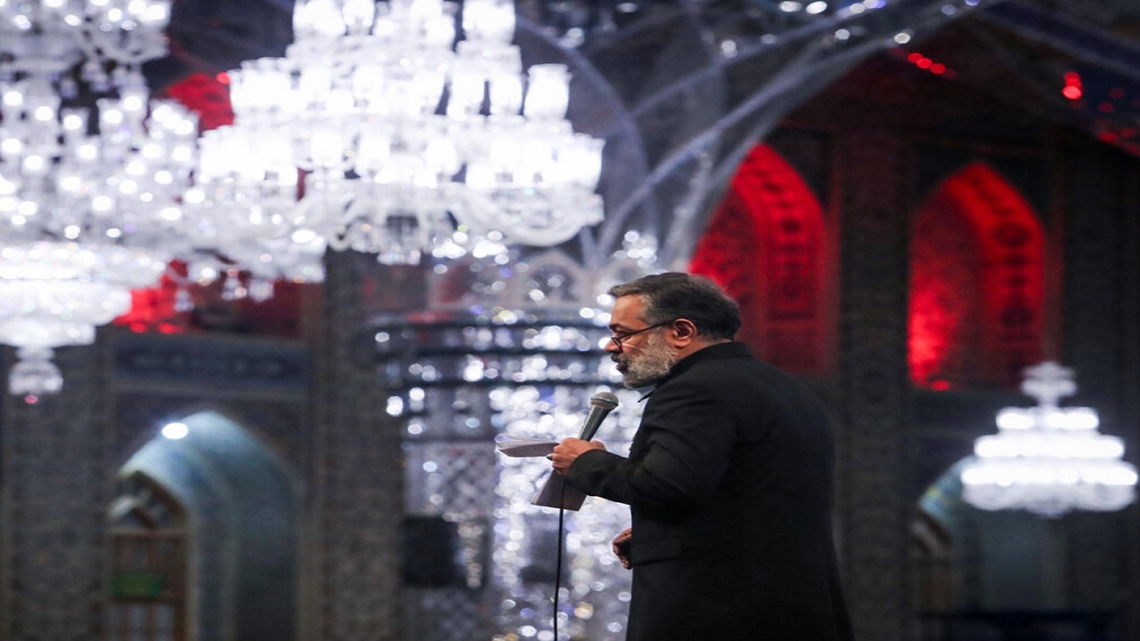 چهارپایه خوانی محمود کریمی در روز شهادت امیرالمومنین+عکس