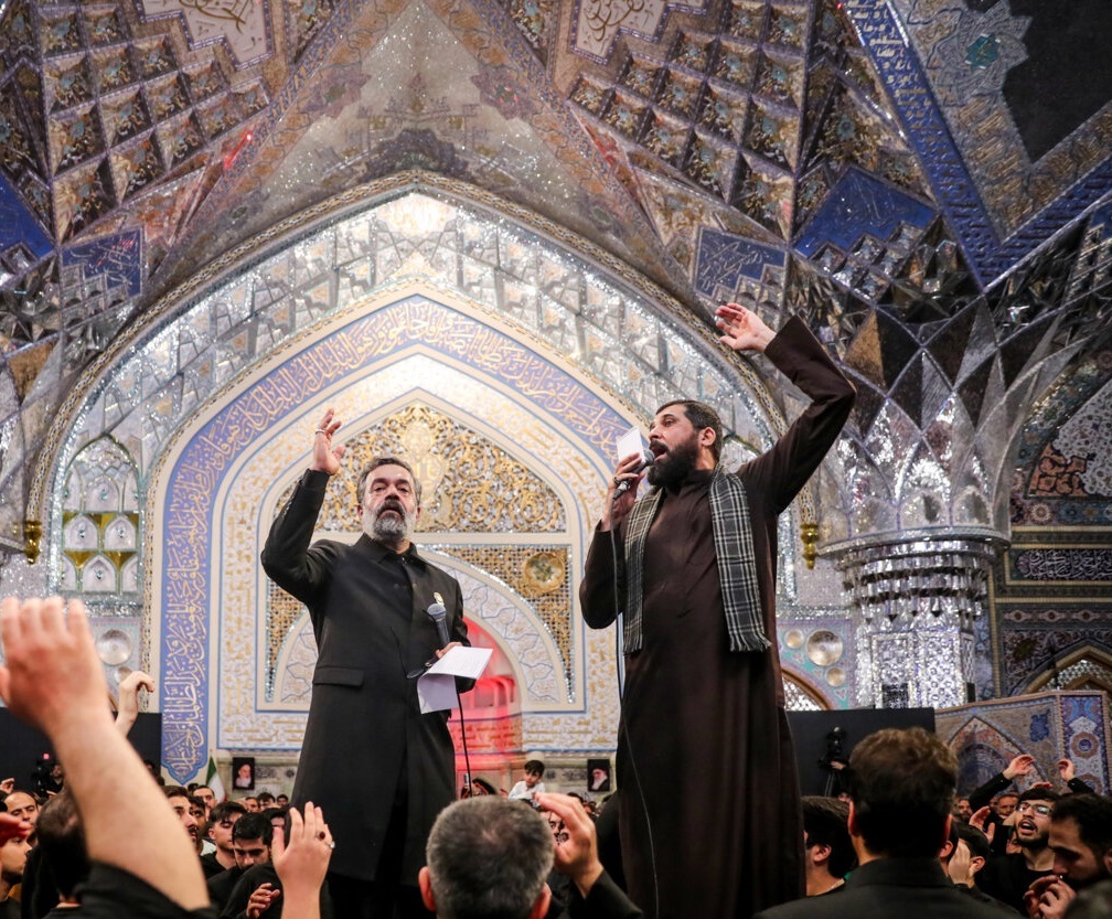 چهارپایه خوانی محمود کریمی در روز شهادت امیرالمومنین+عکس