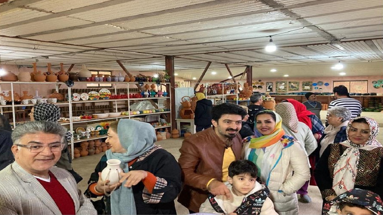 بازدید بیش از ۲۱۰۷ نفر از کارگاه‌های روستای ملی سفال