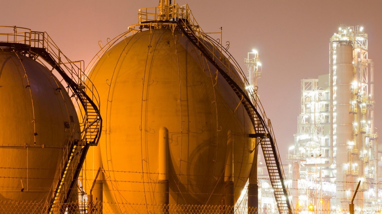 رویترز: واشنگتن ممکن است ممنوعیت صادرات LNG را برای کمک به اوکراین لغو کند