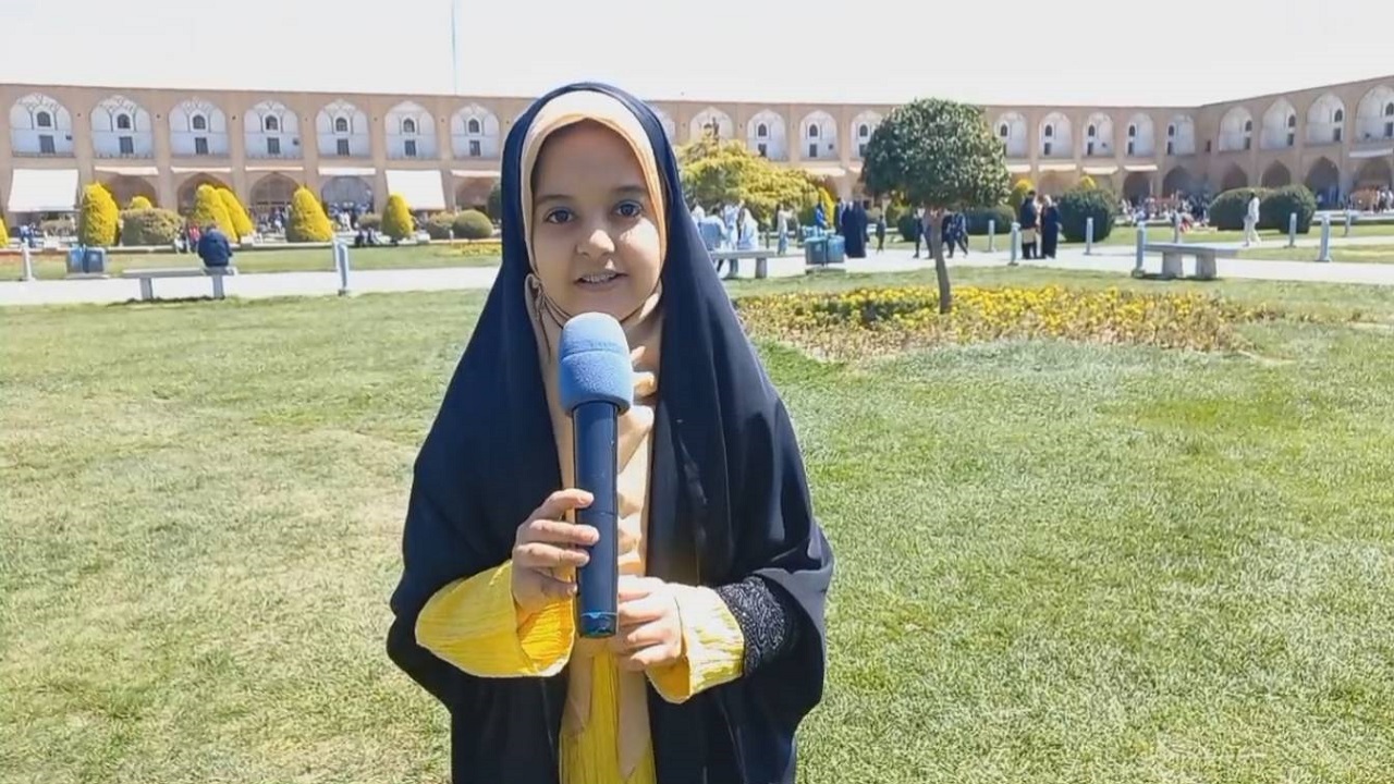 دعوت دانش آموز اصفهانی برای حضور در راهپیمایی روز قدس + فیلم