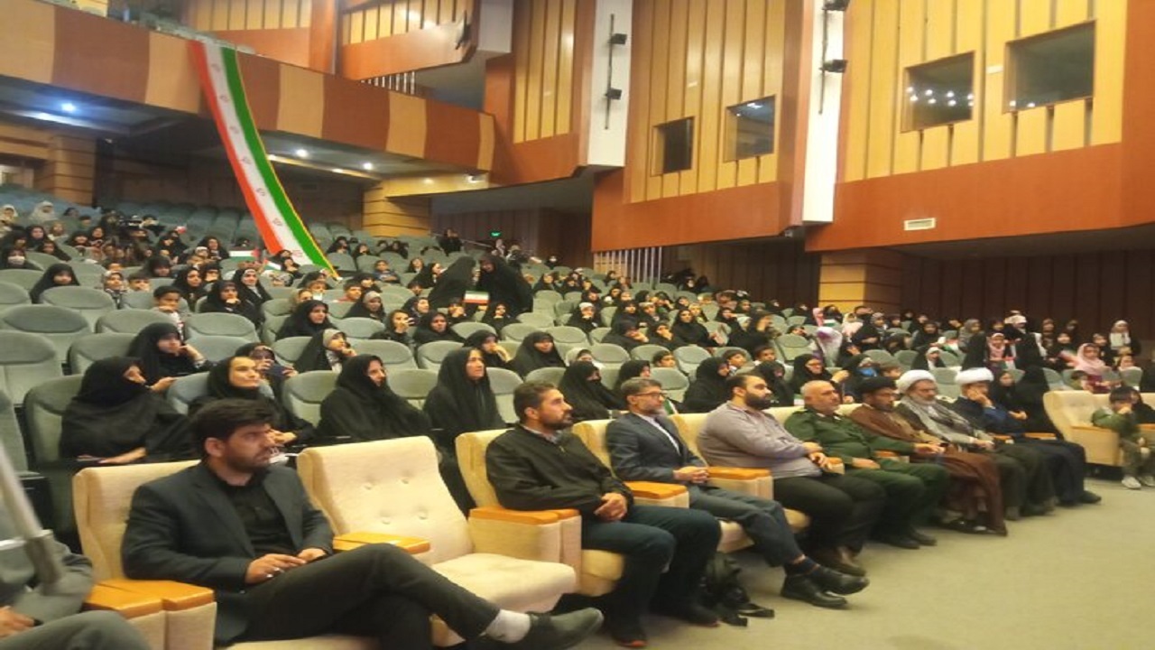 اجتماع بانوان چهارمحال و بختیاری در حمایت از کودکان بی‌دفاع غزه