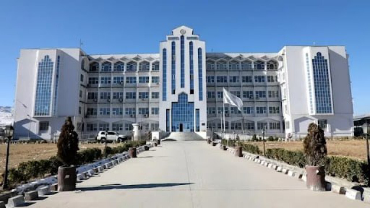 ممنوعیت فعالیت احزاب در افغانستان