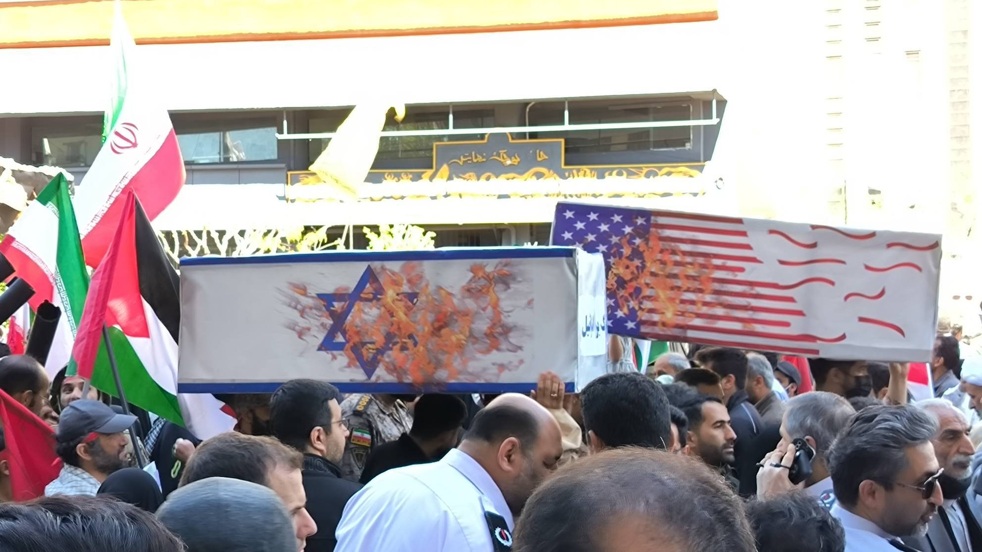 تابوت آمریکا و اسرائیل