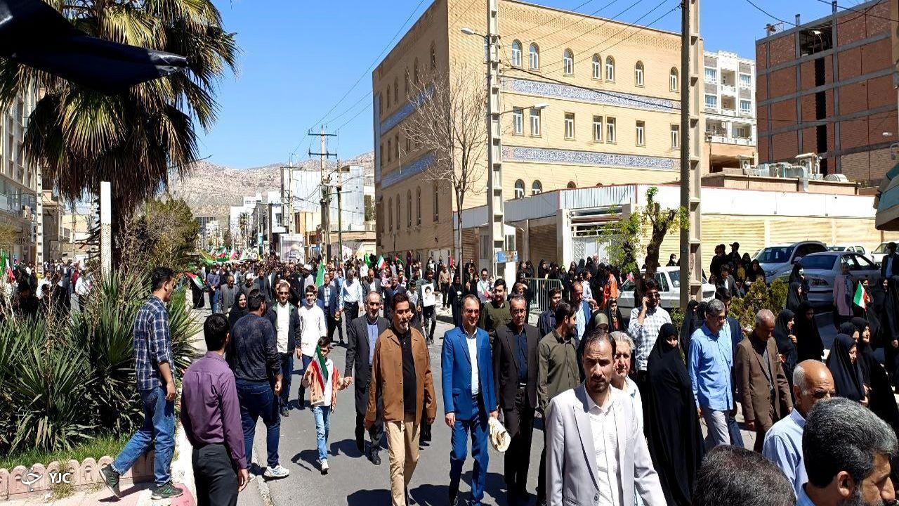 حضور پرشور مردم ایلام در راهپیمایی روز قدس + تصاویر