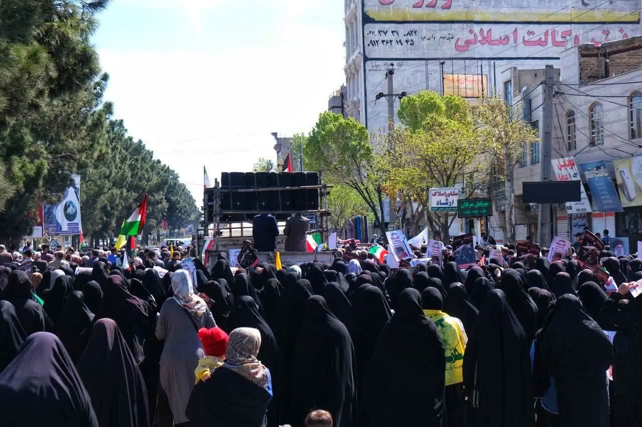 حضور بانوان در راهپیمایی