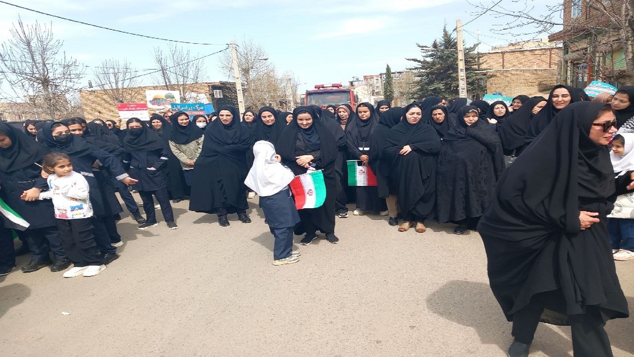 حضور خادمین شهدا انگوت در راهپیمایی روز قدس + تصاویر