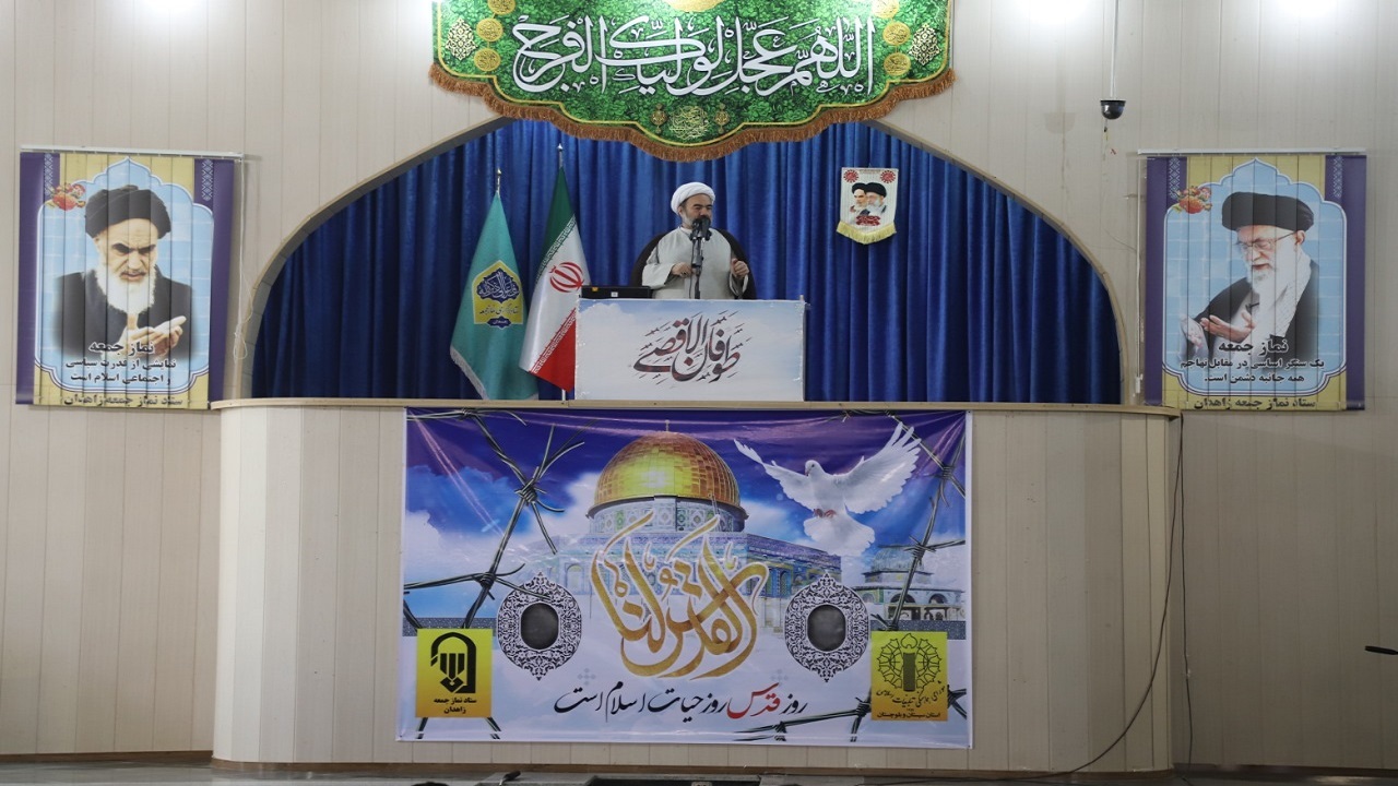 نظام جمهوری اسلامی باید سیلی سخت و پشیمان کننده‌ای به صورت اسرائیل بزند