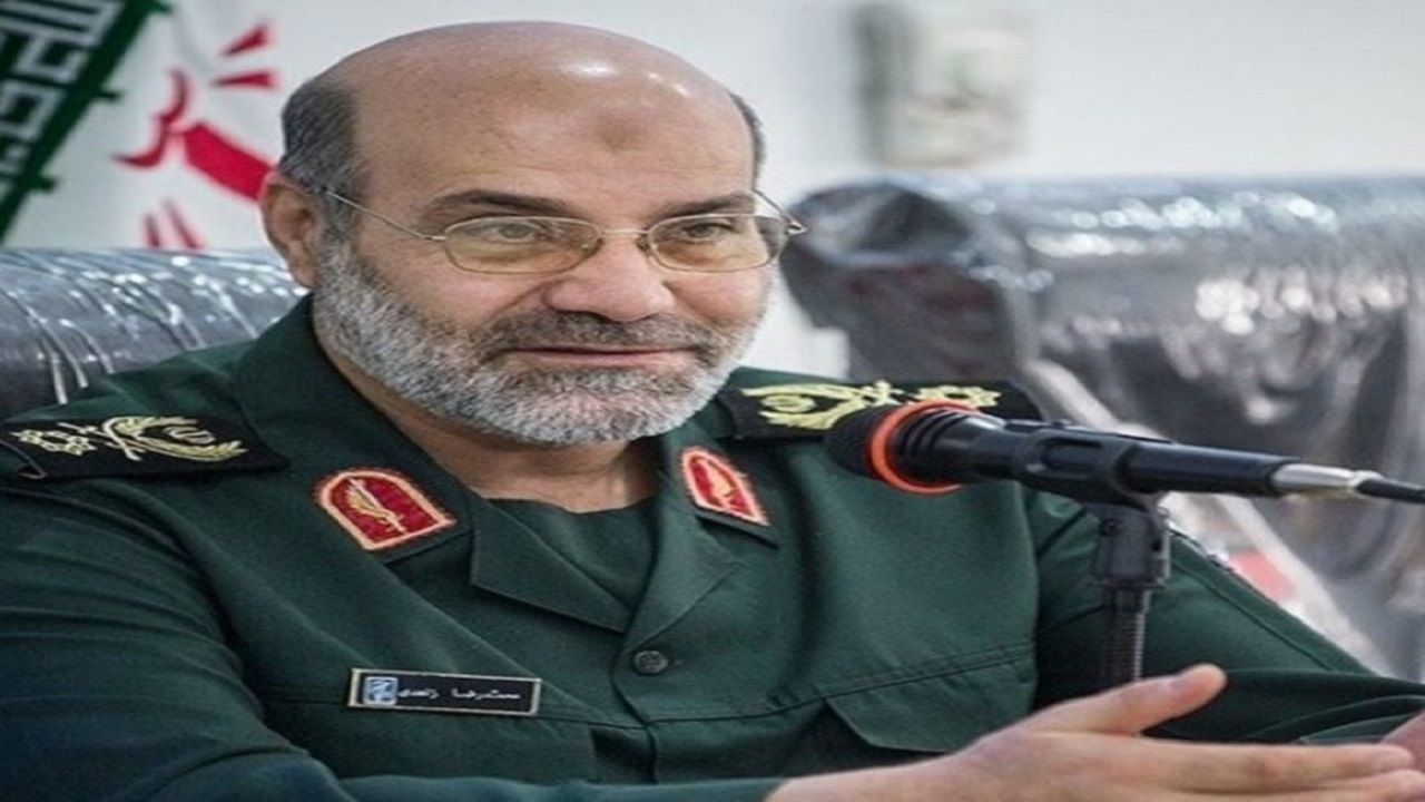 ورود پیکر سردار شهید محمدرضا زاهدی به اصفهان، تا ساعتی دیگر