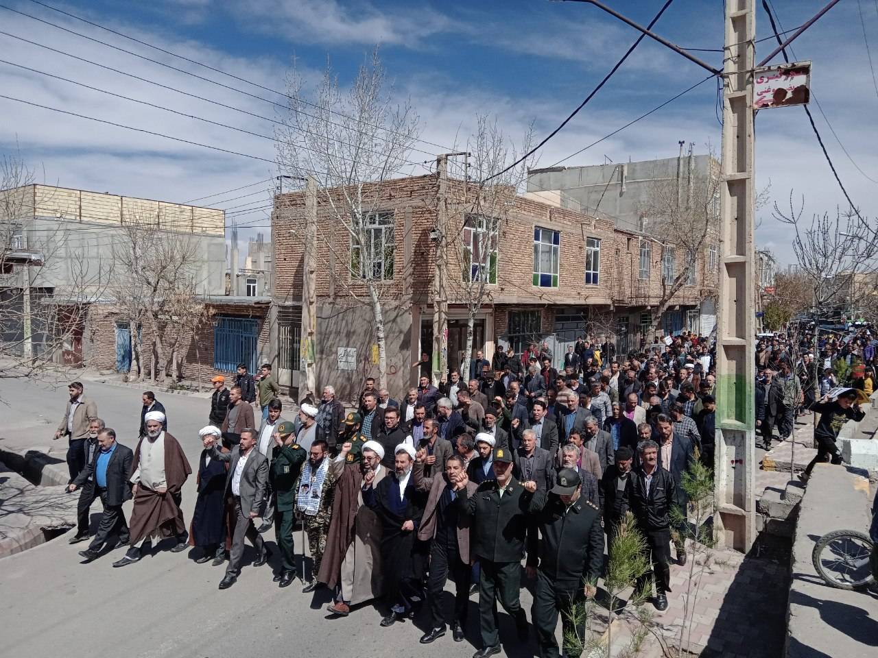 برگزاری مراسم راهپیمایی