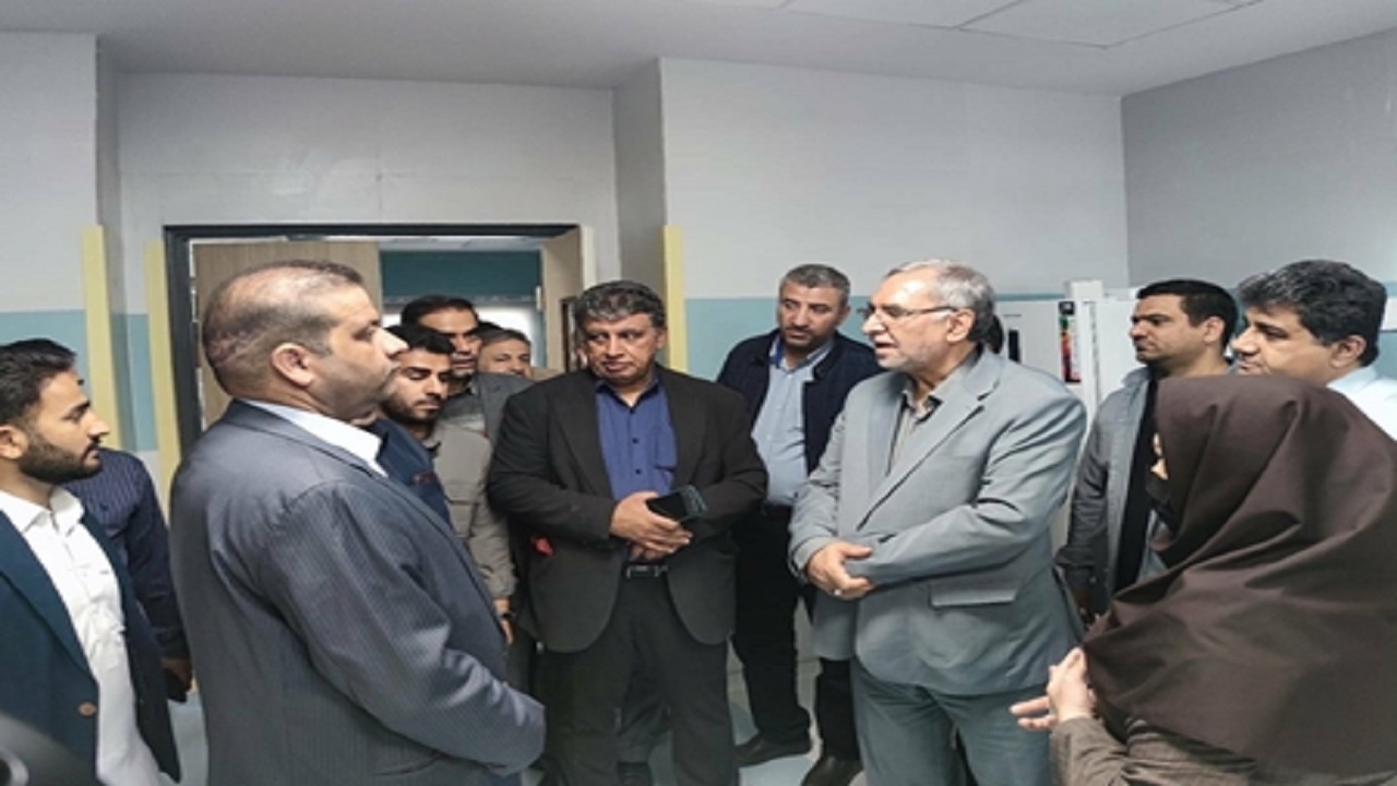 بازدید وزیر بهداشت از پروژه بیمارستان مادر و کودک فاطمه الزهرا(س) ایرانشهر