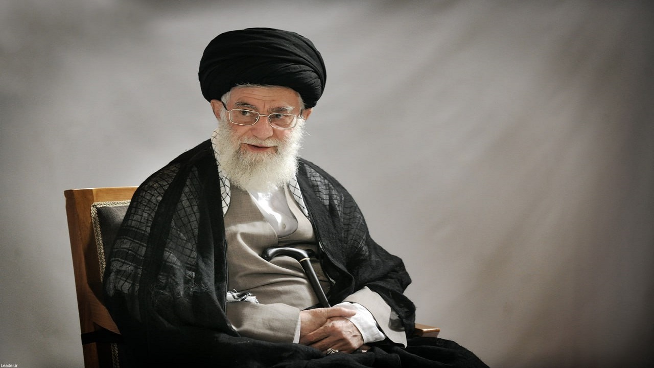 موافقت رهبر انقلاب با عفو جمعی از محکومان