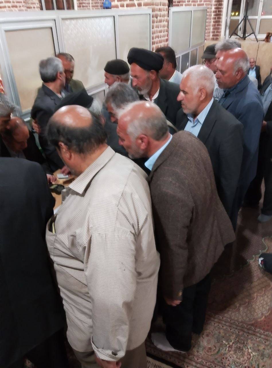 مراسم آزادی زندانیان در شهر دیزج دیز مراسم آزادی زندانیان در شهر دیزج دیز