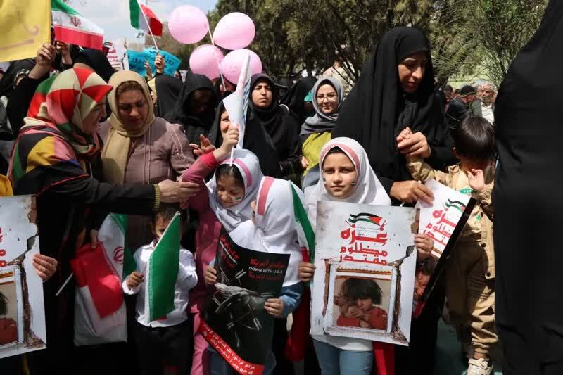 حضور دانش آموزان خوی