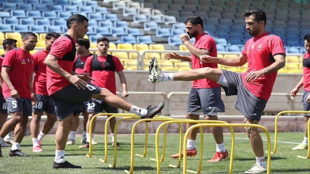 پرسپولیسی‌ها بعد از تمرین عازم سیرجان شدند