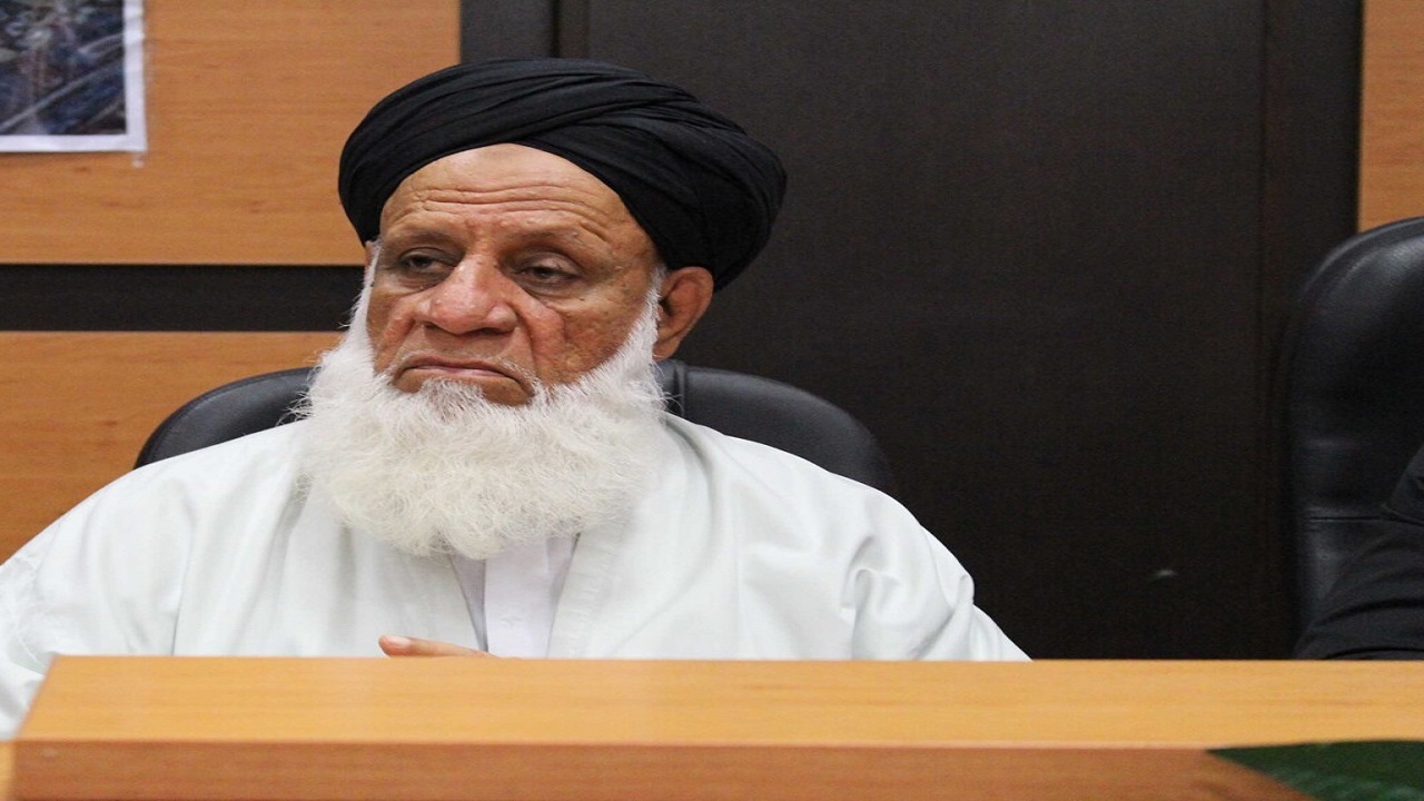امام جمعه اهل سنت چابهار حادثه تروریستی در جنوب سیستان و بلوچستان را محکوم کرد