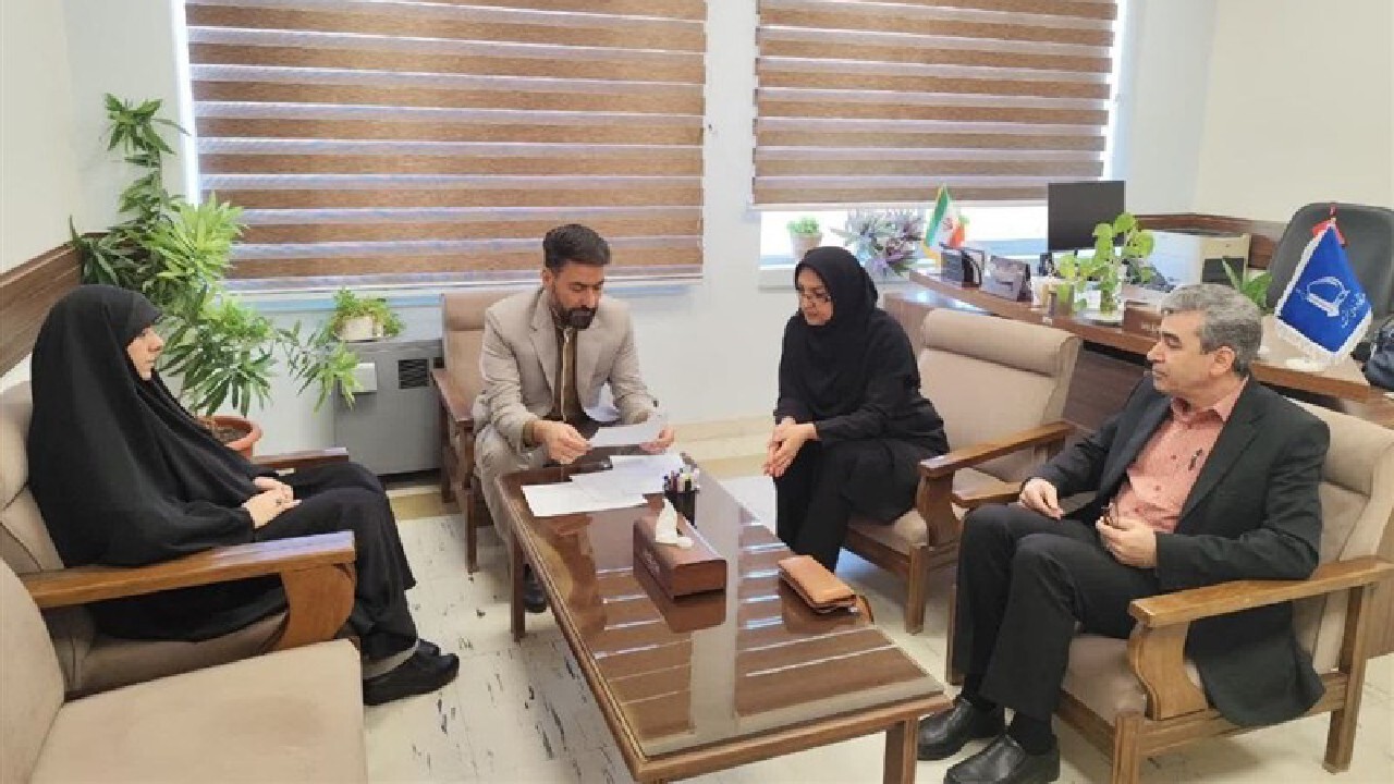 امضای تفاهمنامه همکاری ایران و دانشگاه فردوسی در راستای آموزش زبان فارسی
