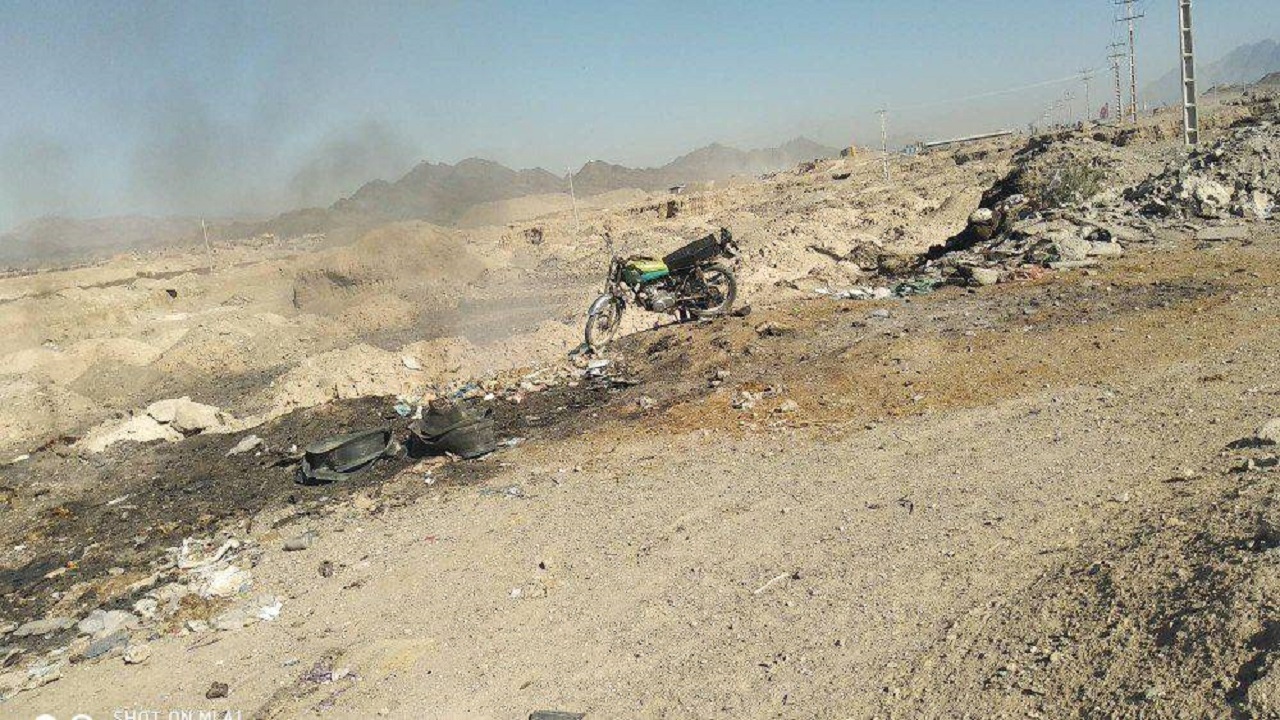 آتش سوزی در منطقه لار زاهدان