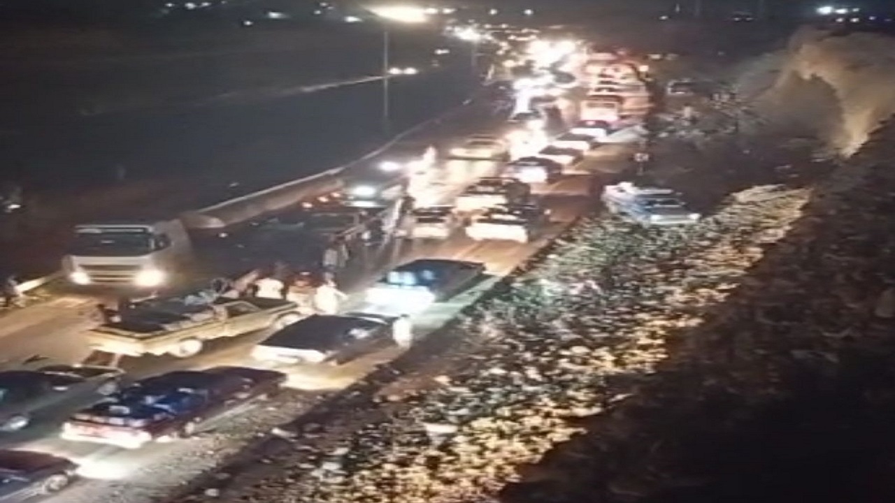 لغزندگی جاده بر اثر آغشته بودن به گازوییل حادثه آفرید/ یک نفر جان باخت