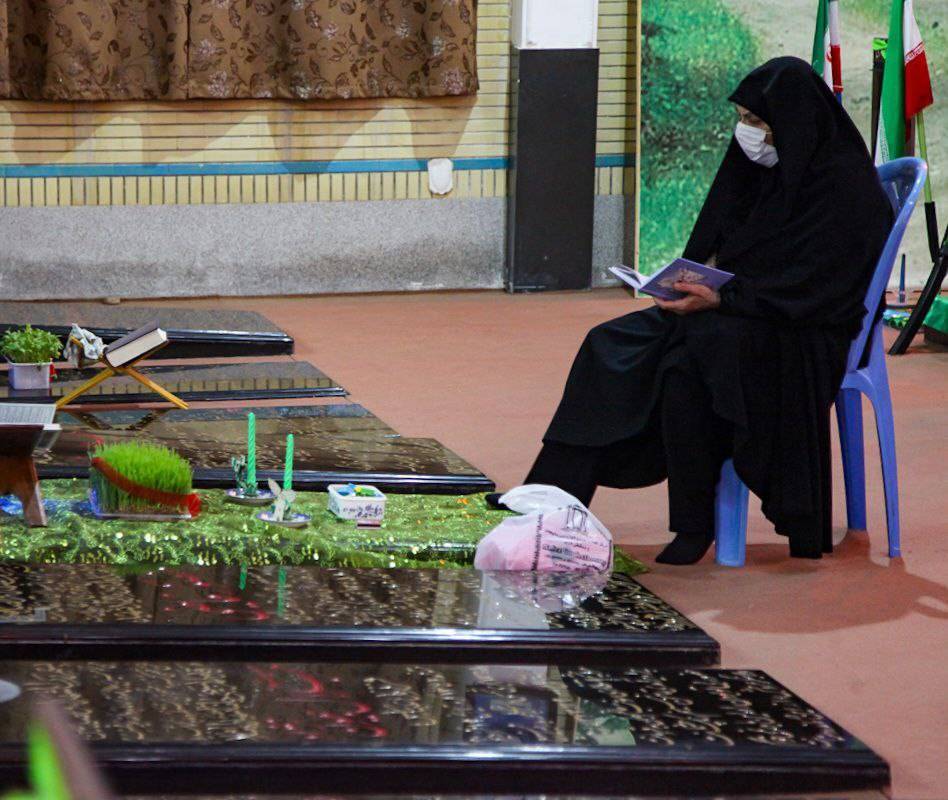مراسم تحویل سال در گلزار شهدا
