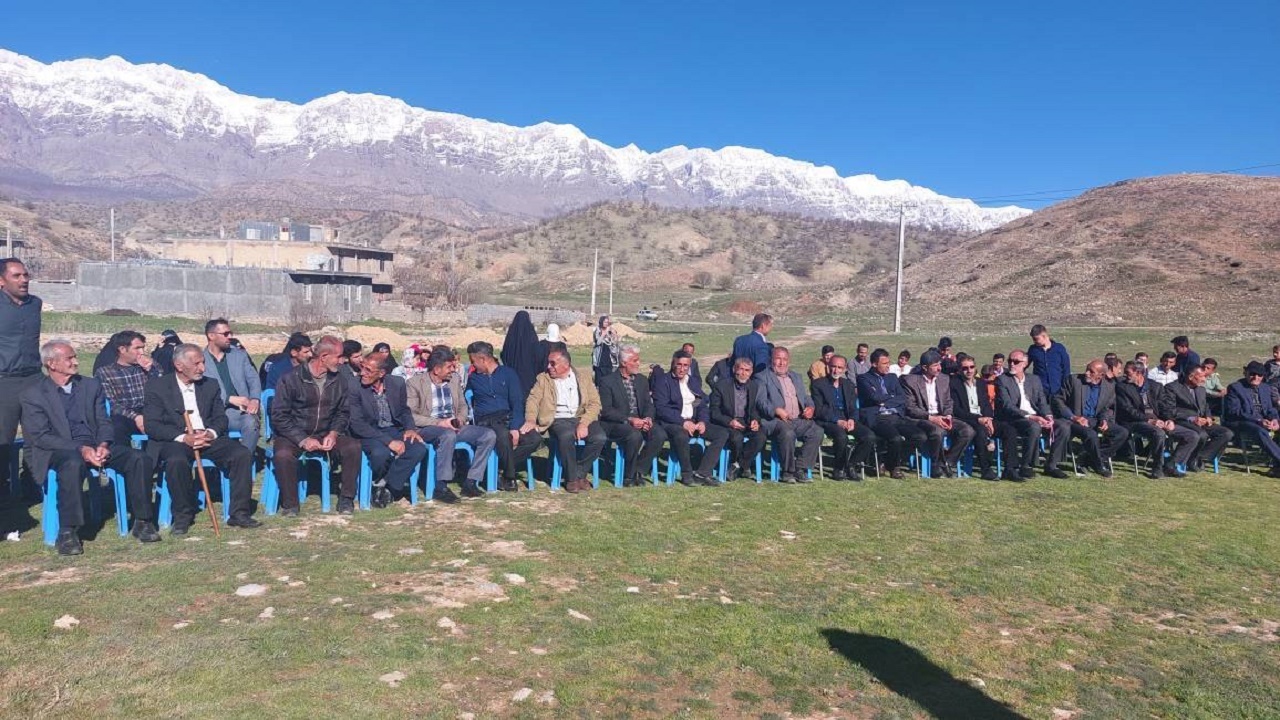 برگزاری جشن سنتی نوروز در روستای تمنک