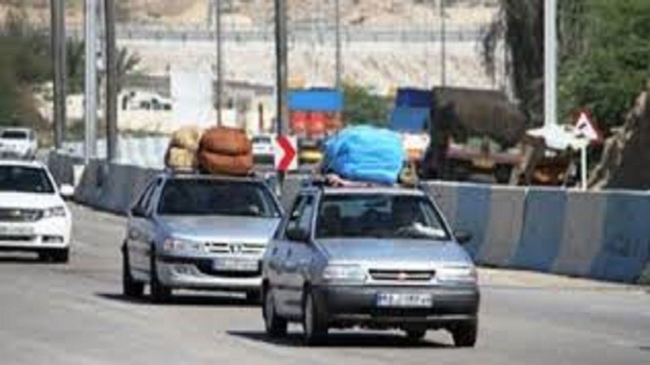 استقبال از مسافران نوروزی در اولین روز از بهار طبیعت در ایرانشهر