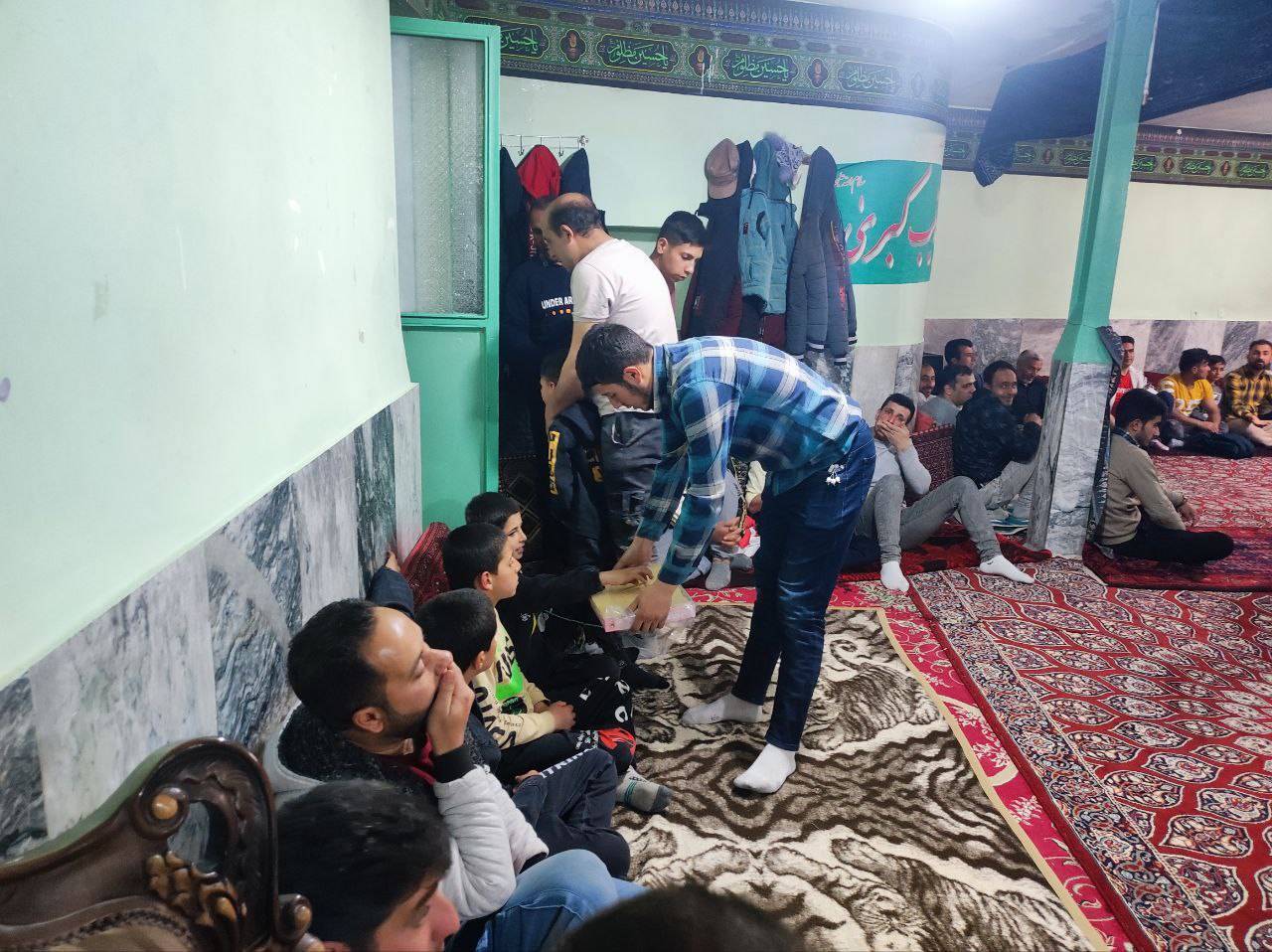 پذیرایی از روزه داران پذیرایی از روزه داران