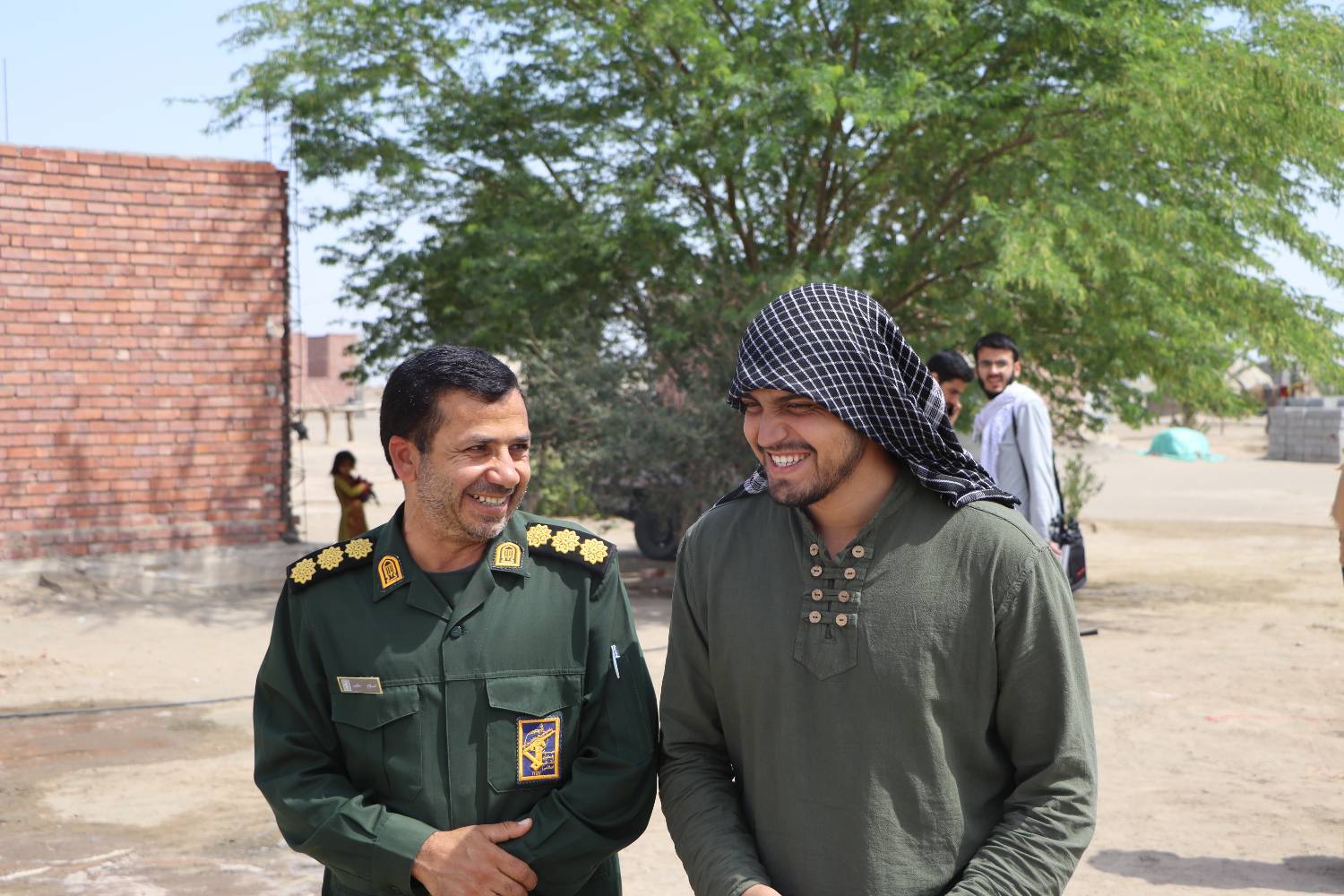 نظامیان