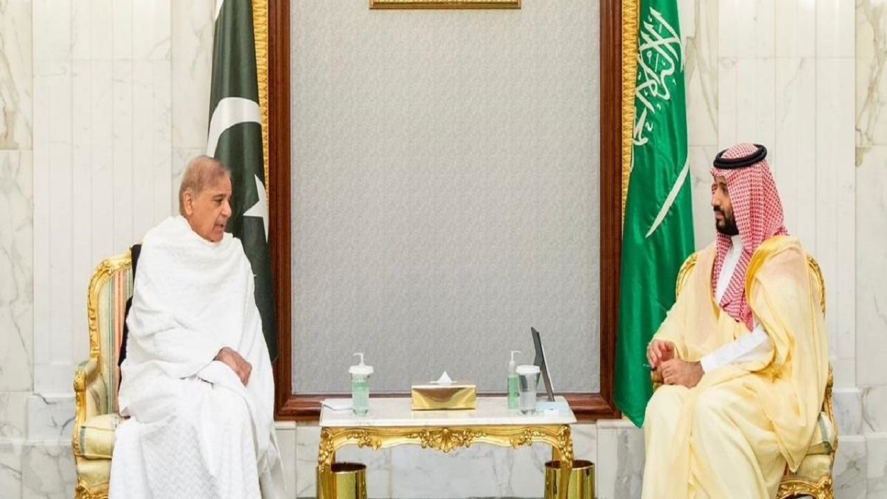 دیدار بن سلمان و شهباز شریف در مکه