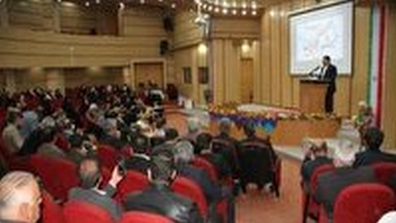 کمک ۳۰ میلیارد ریالی خیرین ایلامی در جشن گلریزان