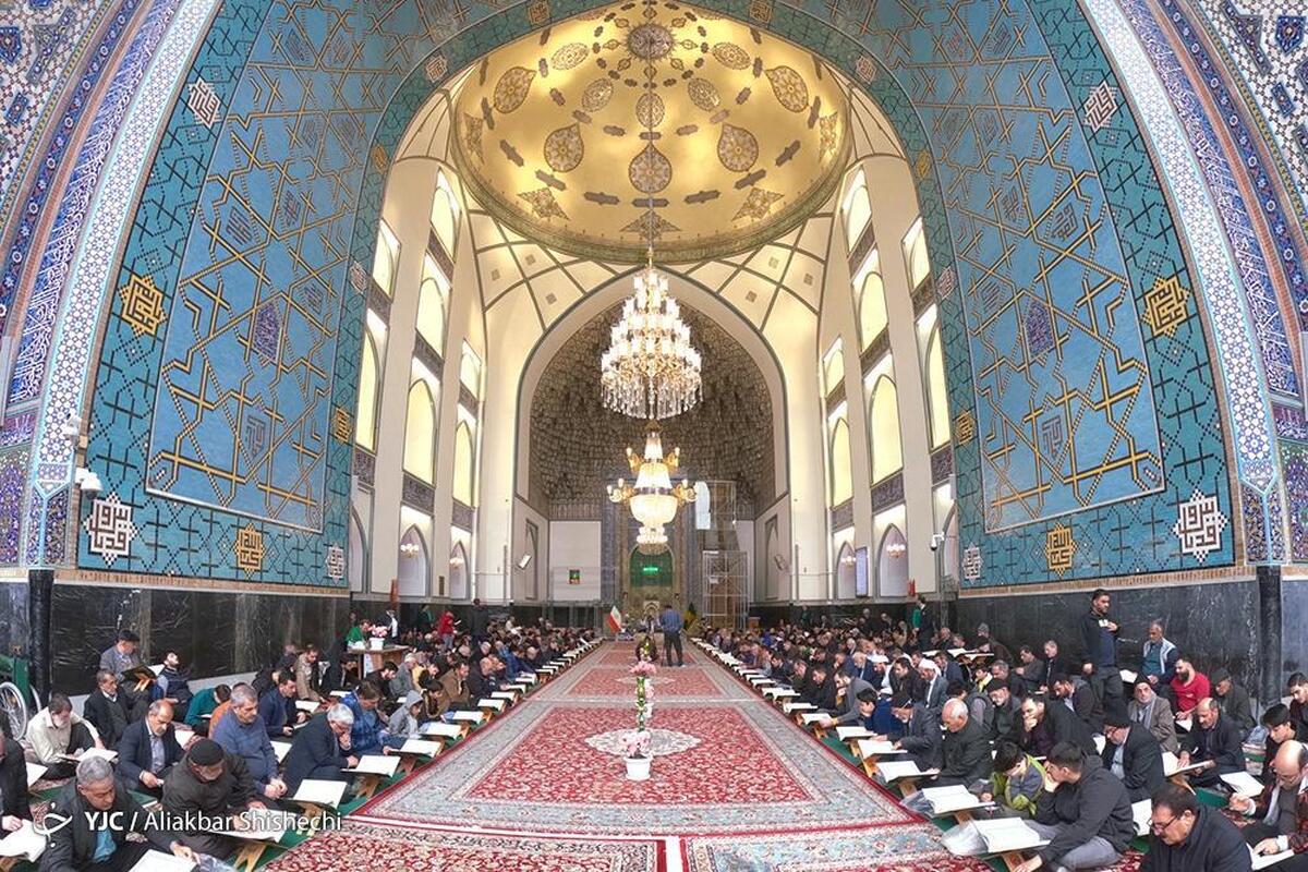 آیین ترتیل خوانی قرآن کریم در حسینیه ثارالله کرمان