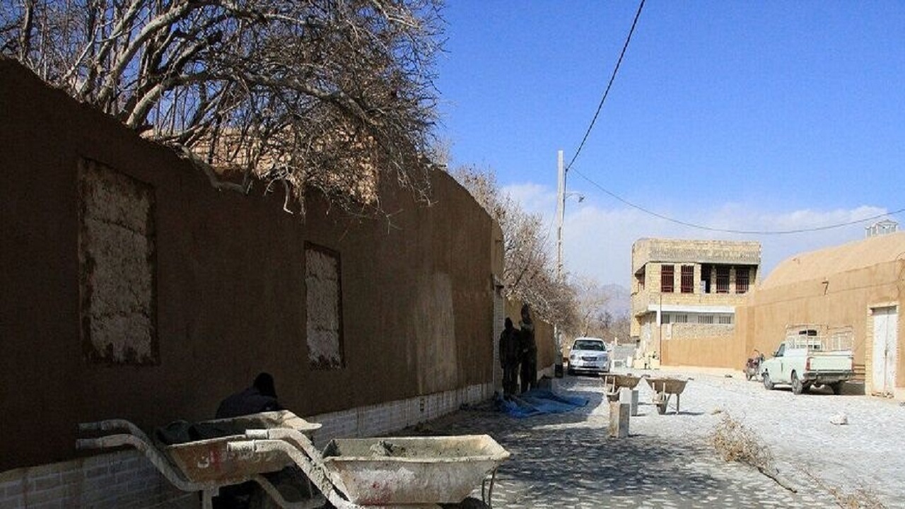 تهیه و بازنگری طرح هادی ۱۰ روستای خاش