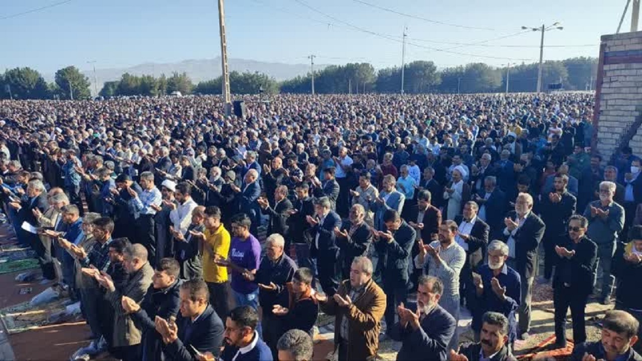 اقامه نماز عید سعید فطر در خراسان جنوبی + تصاویر